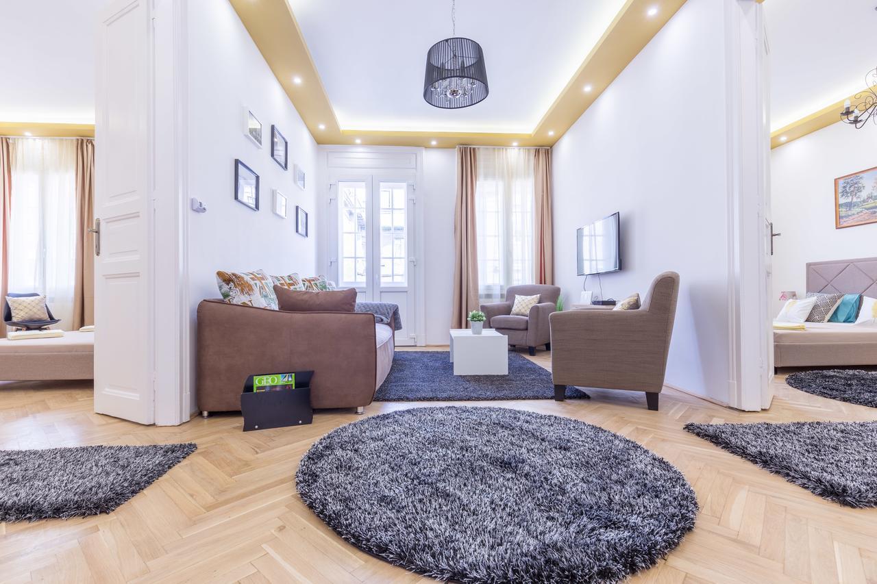 Real Apartments Zoltan Budapest Eksteriør bilde